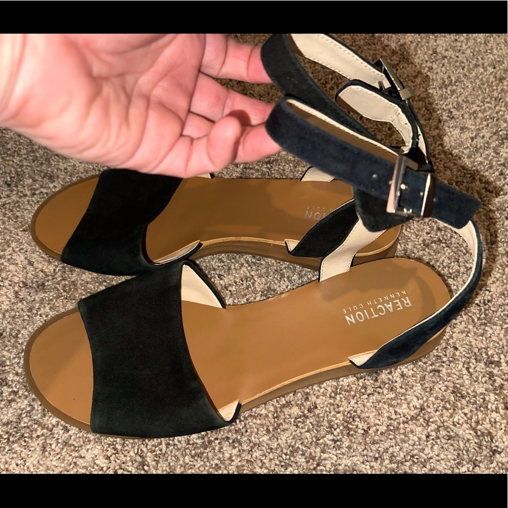 Kenneth Cole Jolly Sandals 10